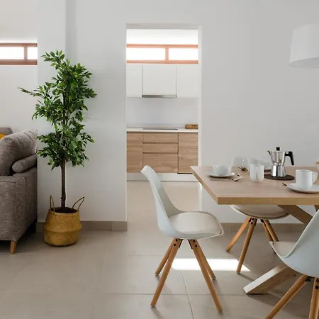 Altos De Lanzarote Вилла Коста Бланка